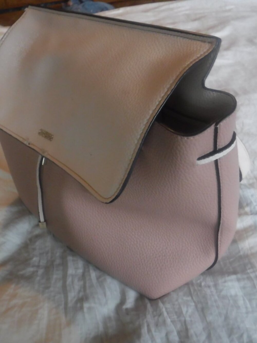 Guess Pink And Cream Nude Shoulder purse pre owned